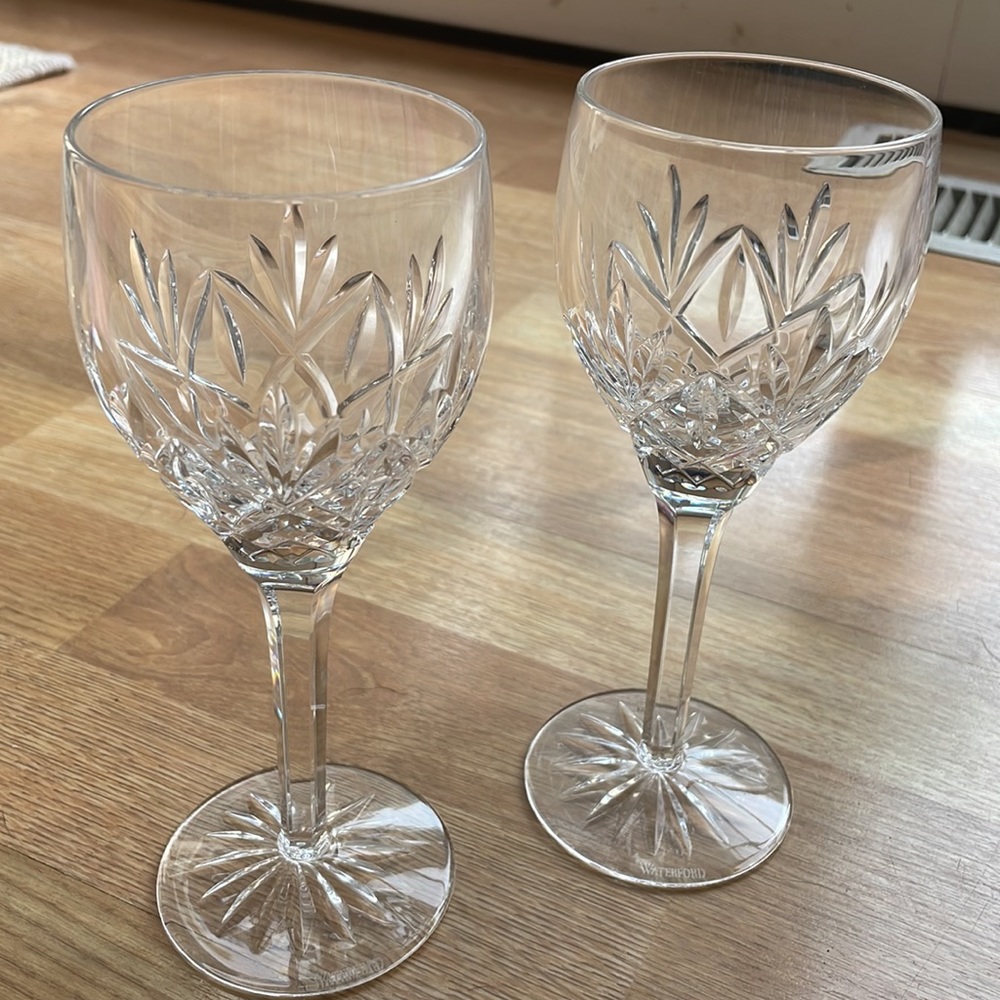 2 Marquis Waterford Crystal Wine Glasses - Picture 2 of 4